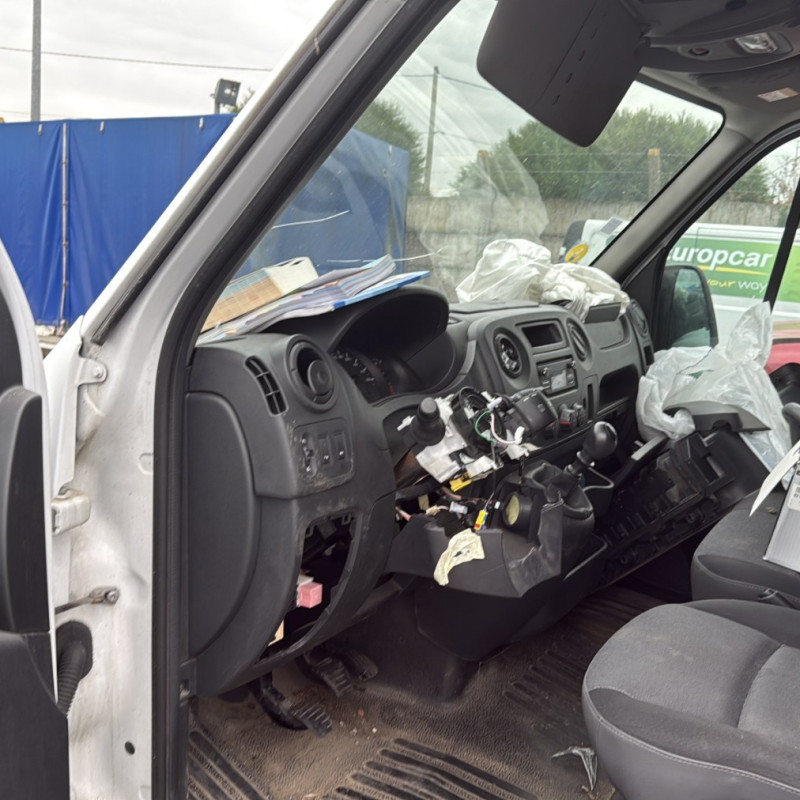 RENAULT MASTER 3 PHASE 2 2.3 BLUE DCI - 16V TURBO Photo n°15