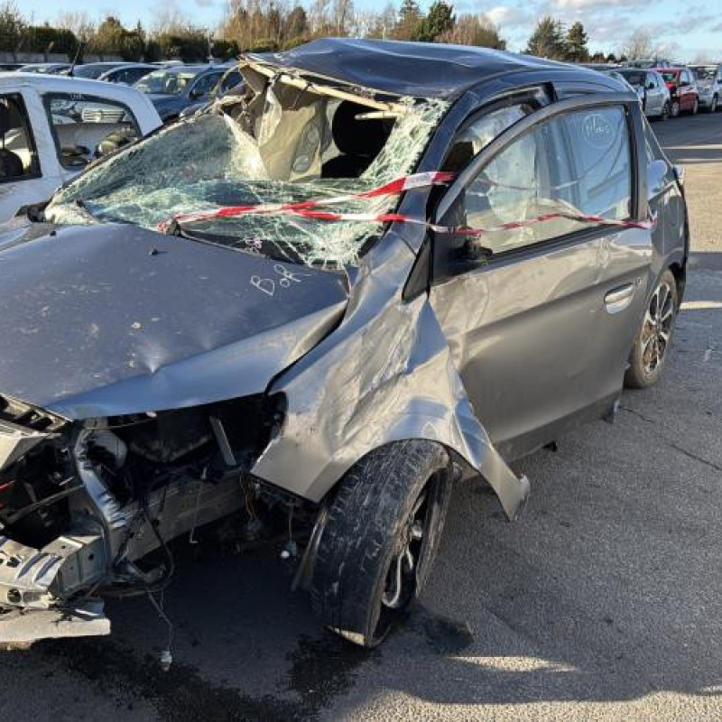 Poignee porte coffre MITSUBISHI SPACE STAR 3 Photo n°4