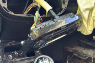 Poignee porte coffre MITSUBISHI SPACE STAR 3