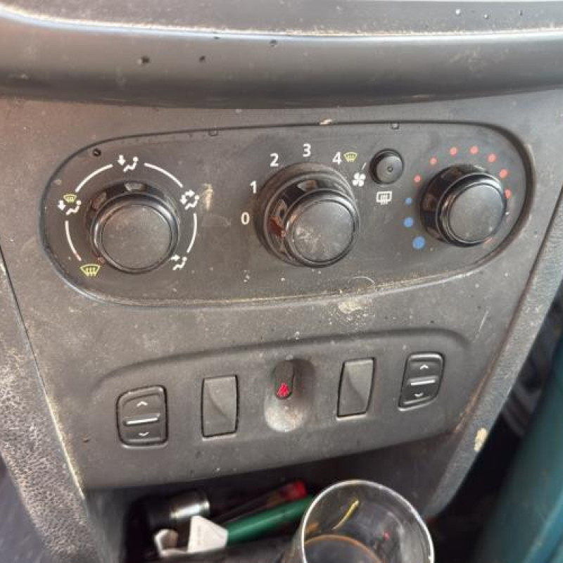 Reservoir essence DACIA LOGAN MCV 2 Photo n°18