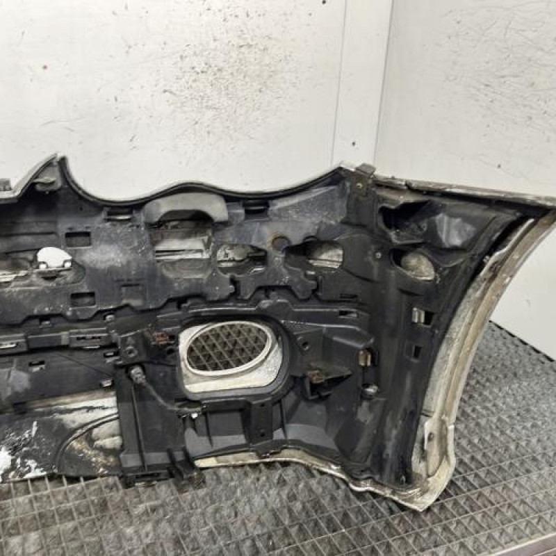 Pare choc avant MERCEDES CLASSE C 203 Photo n°4