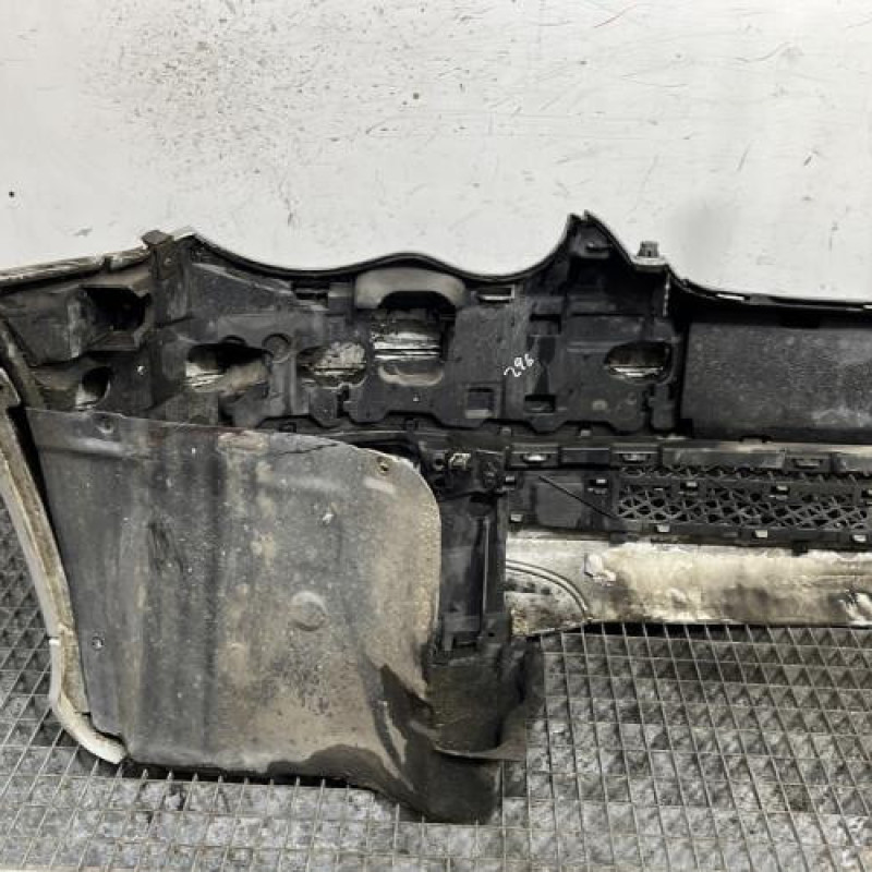 Pare choc avant MERCEDES CLASSE C 203 Photo n°6