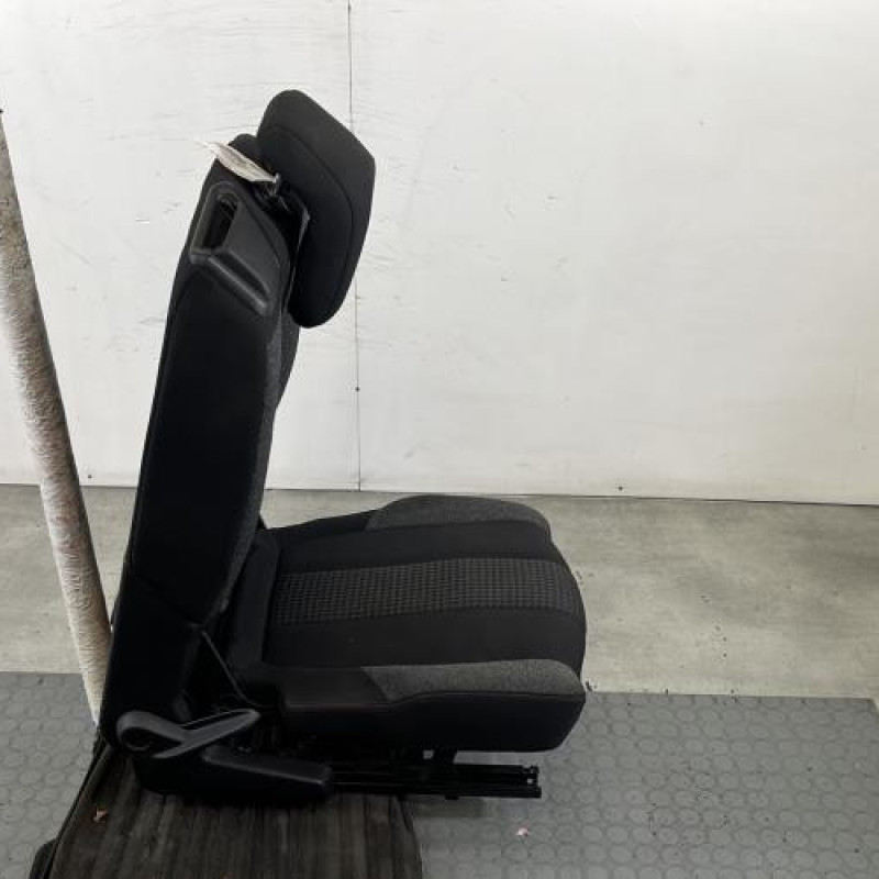 Siege arriere droit PEUGEOT 5008 2 Photo n°2