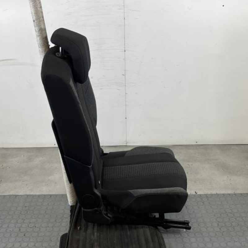 Siege arriere gauche PEUGEOT 5008 2 Photo n°2