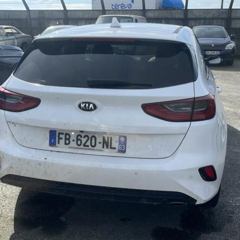 Pivot de moyeu avant gauche KIA CEE-D 3 Photo n°5