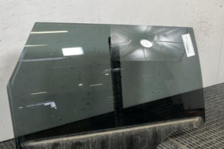 Vitre arriere droit PEUGEOT 5008 2