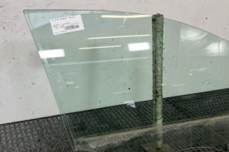 Vitre avant droit PEUGEOT 5008 2