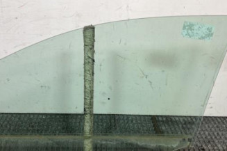 Vitre avant droit PEUGEOT 5008 2