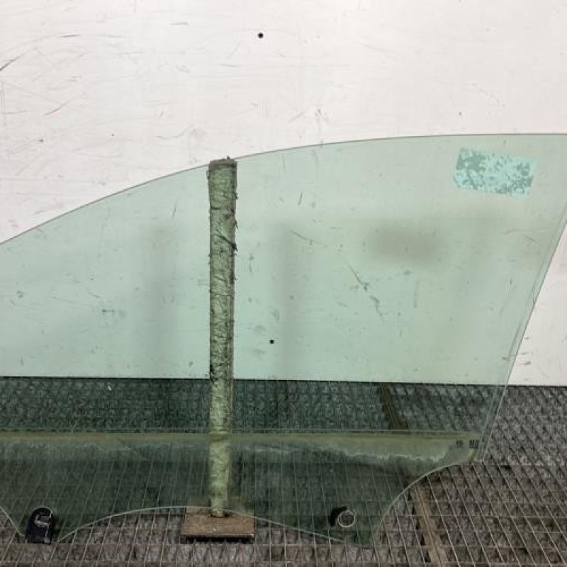 Vitre avant droit PEUGEOT 5008 2 Photo n°4