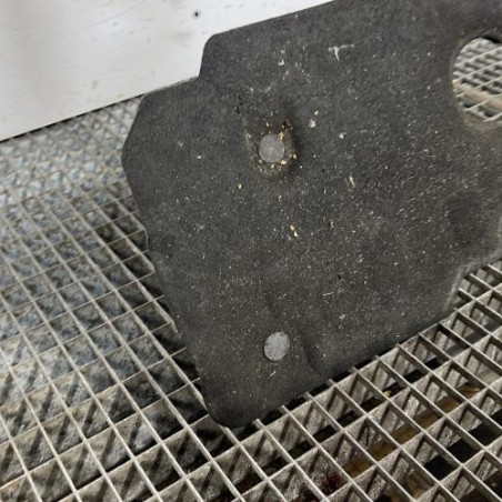 Cache moteur  PEUGEOT 5008 2