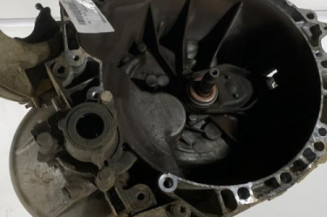 Boite de vitesses PEUGEOT 208 1 Photo n°1