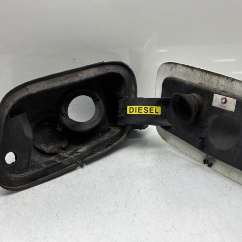 Trappe d'essence CITROEN C4 PICASSO 2 Photo n°3