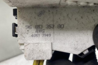 Serrure avant gauche PEUGEOT EXPERT 2