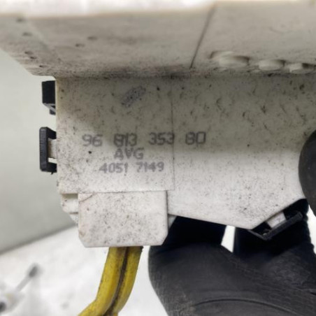 Serrure avant gauche PEUGEOT EXPERT 2