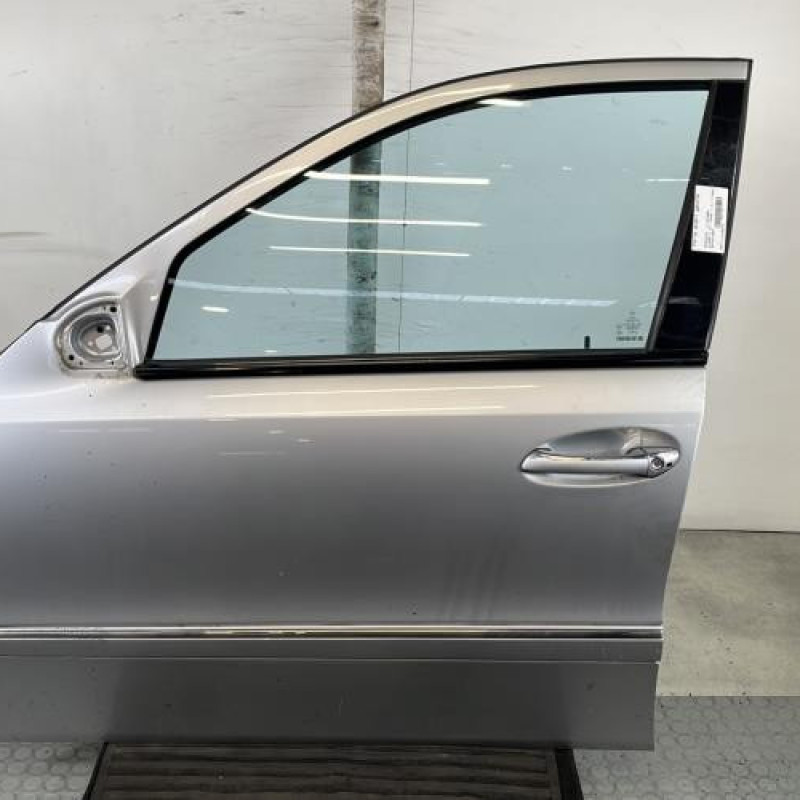 Porte avant gauche MERCEDES CLASSE E 211 Photo n°1