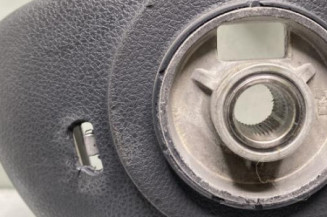 Volant DACIA DUSTER 1