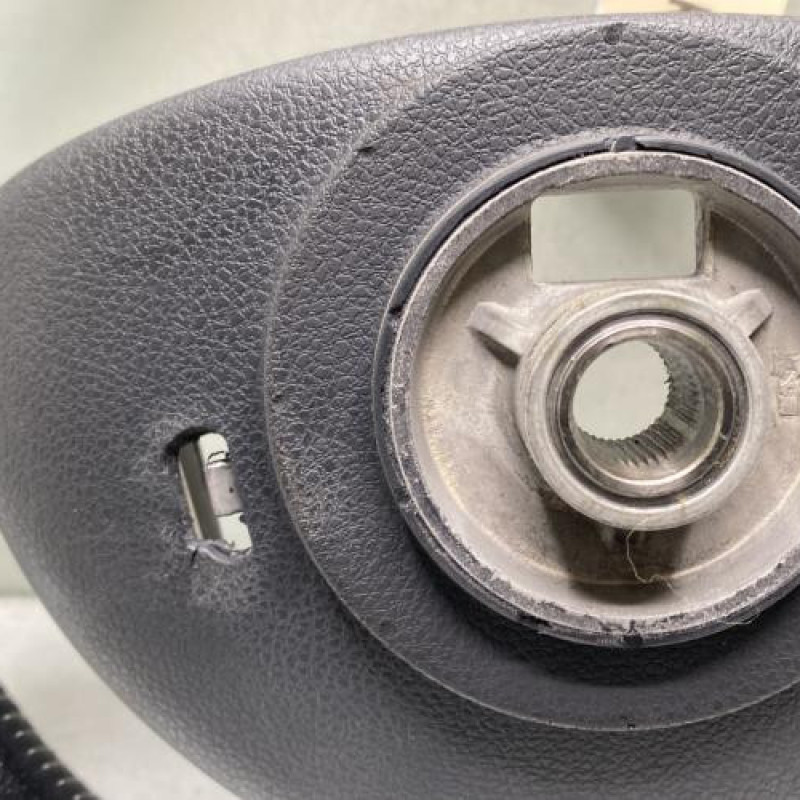 Volant DACIA DUSTER 1 Photo n°5