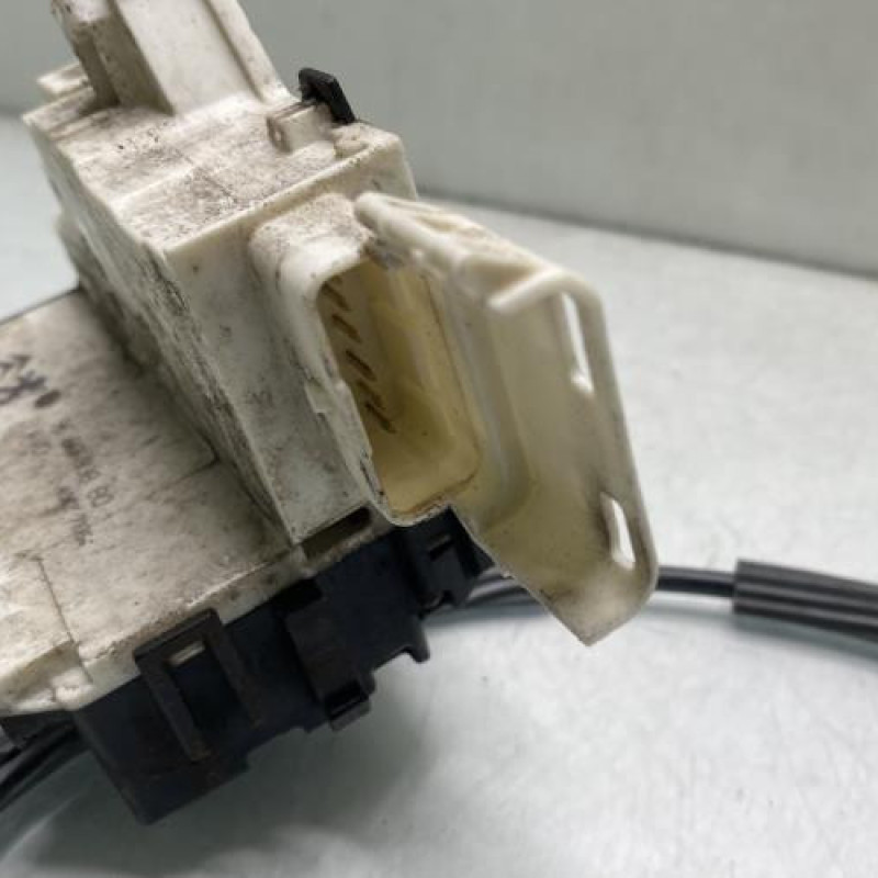 Serrure avant droit PEUGEOT 1007 Photo n°5