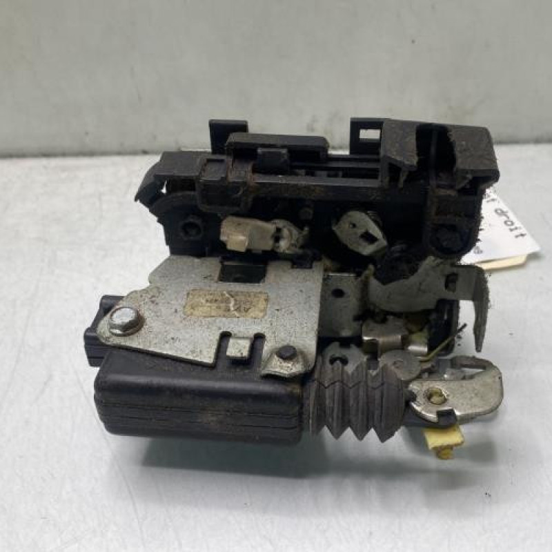 Serrure avant droit DACIA SANDERO 1 Photo n°2