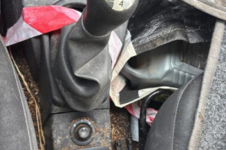 Serrure avant droit DACIA SANDERO 1