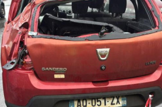 Serrure avant gauche DACIA SANDERO 1