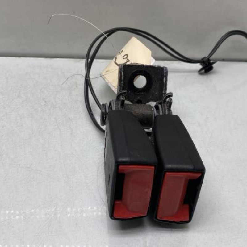 Attache ceinture arriere droit PEUGEOT 308 2 Photo n°5