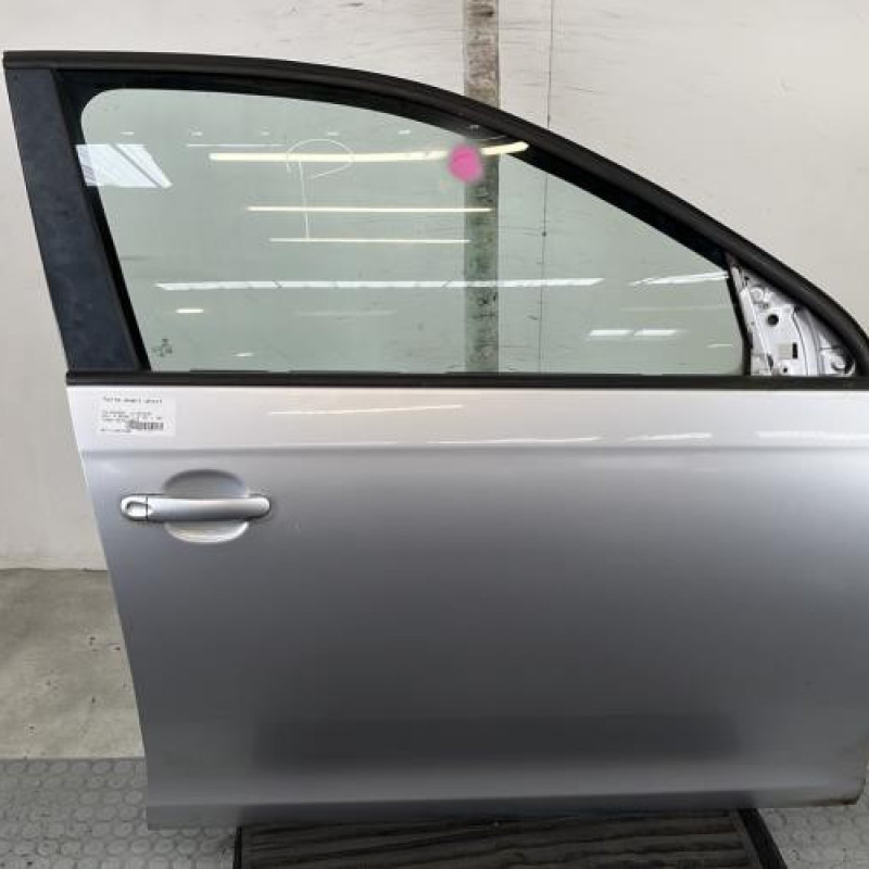 Porte avant droit VOLKSWAGEN GOLF 6 Photo n°1