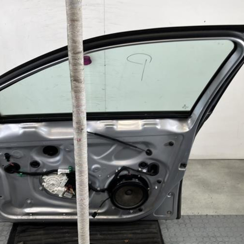 Porte avant droit VOLKSWAGEN GOLF 6 Photo n°6
