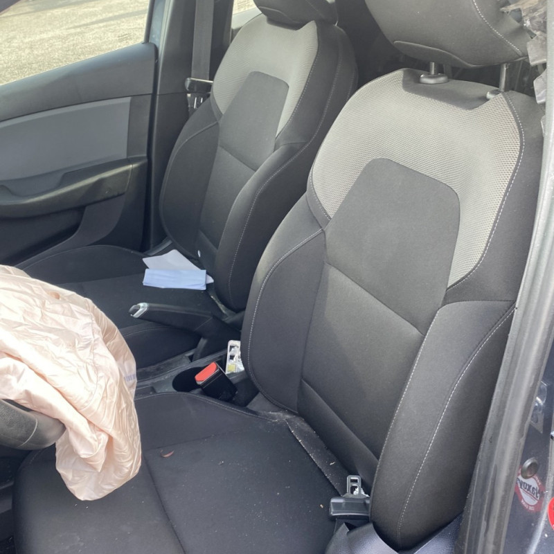 RENAULT CLIO 5 PHASE 1 1.0i - 12V SCE 65 Photo n°9