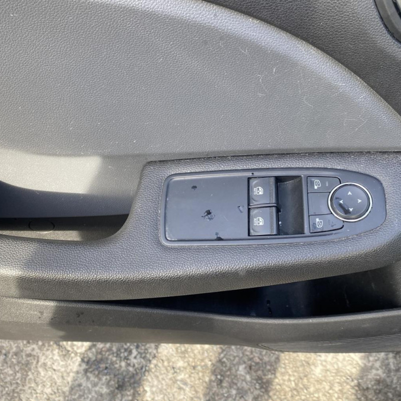 RENAULT CLIO 5 PHASE 1 1.0i - 12V SCE 65 Photo n°21