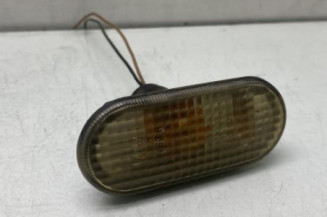 Repetiteur clignotant avant gauche (Feux) SEAT TOLEDO 2 Photo n°1