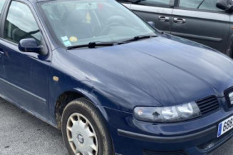 Repetiteur clignotant avant gauche (Feux) SEAT TOLEDO 2