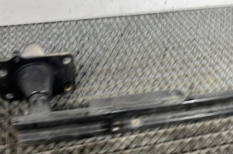 Renfort pare choc avant (traverse) PEUGEOT 5008 1