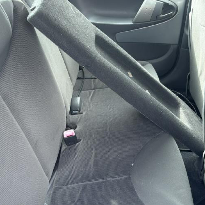 Renfort pare choc arriere (traverse) CITROEN C1 1 Photo n°18