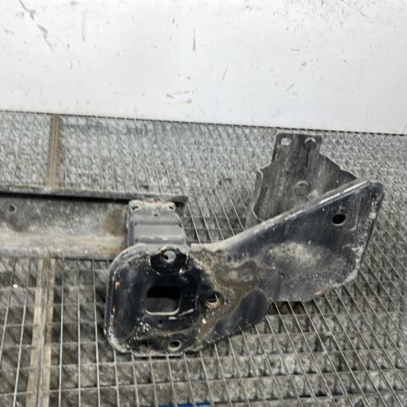 Renfort pare choc arriere (traverse) PEUGEOT 3008 1 Photo n°6