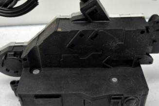 Serrure avant droit PEUGEOT 207