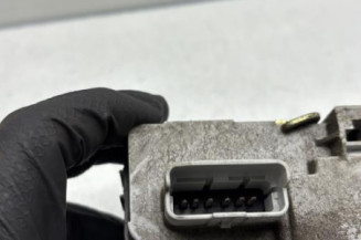 Serrure avant droit PEUGEOT 307