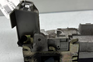 Serrure avant droit PEUGEOT 307