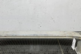 Renfort pare choc avant (traverse) OPEL VIVARO 3 Photo n°1