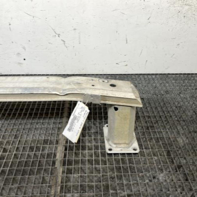 Renfort pare choc avant (traverse) OPEL VIVARO 3 Photo n°3