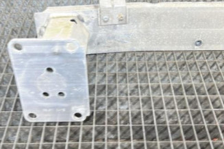 Renfort pare choc avant (traverse) OPEL VIVARO 3