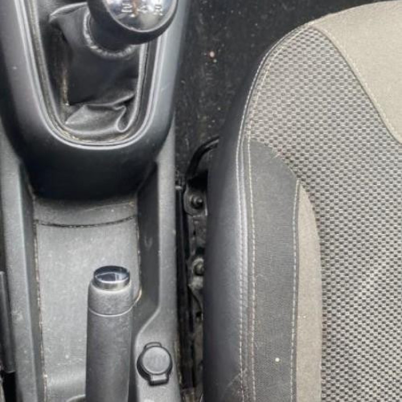 Alternateur CITROEN C3 2 Photo n°8