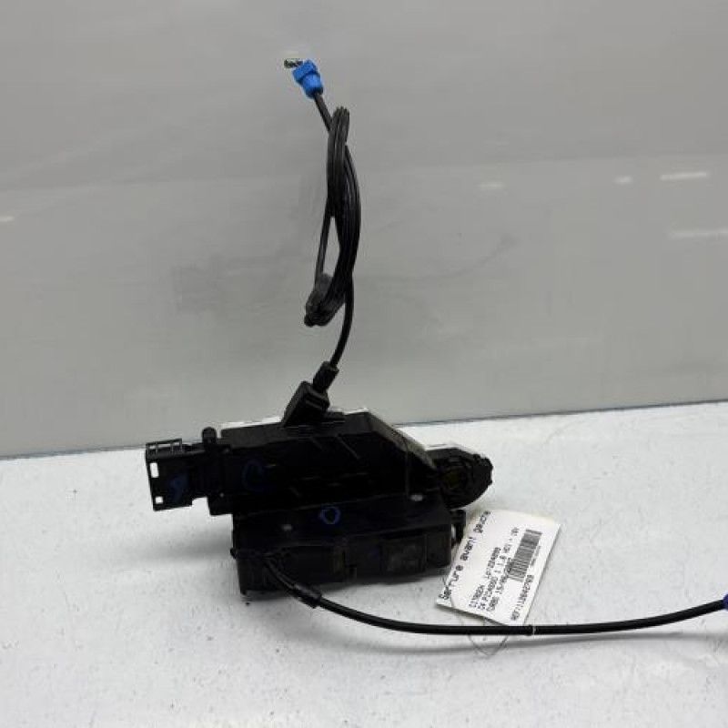 Serrure avant gauche CITROEN C4 PICASSO 1 Photo n°1