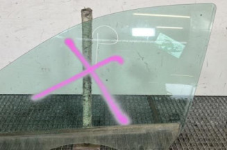 Vitre avant gauche MERCEDES CLASSE E 211 Photo n°1