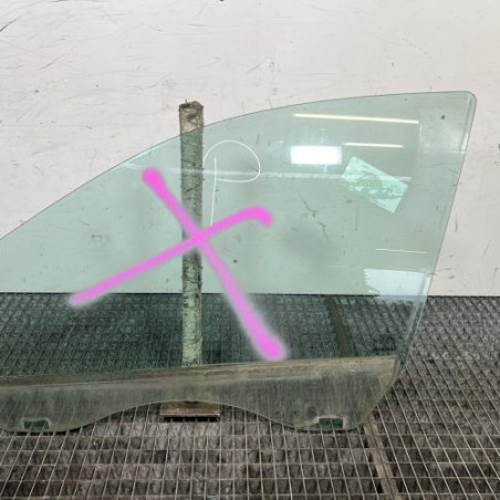 Vitre avant gauche MERCEDES CLASSE E 211 Photo n°1