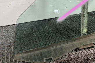 Vitre avant gauche MERCEDES CLASSE E 211