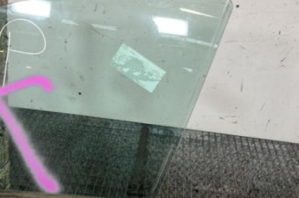 Vitre avant gauche MERCEDES CLASSE E 211