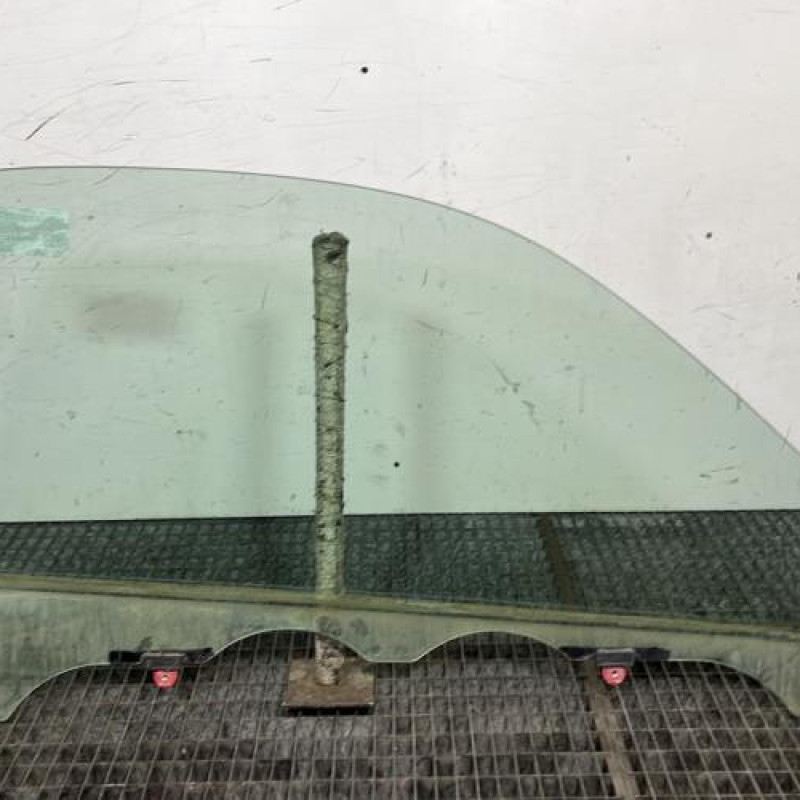 Vitre avant gauche TOYOTA RAV4 2 Photo n°4