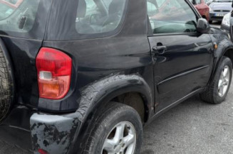 Vitre avant gauche TOYOTA RAV4 2