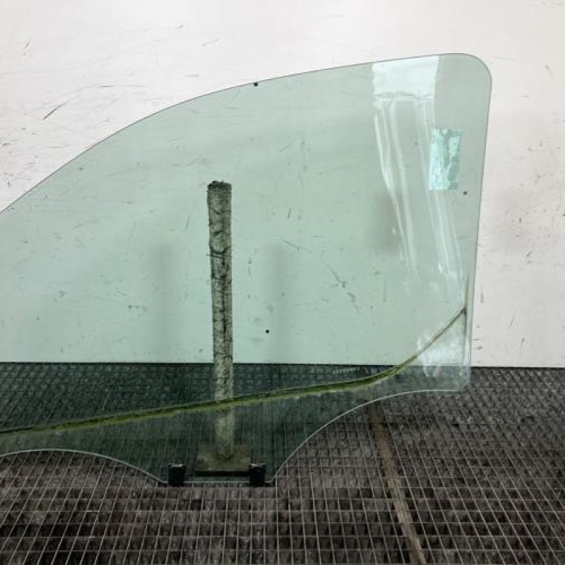 Vitre avant droit OPEL VIVARO 3 Photo n°4